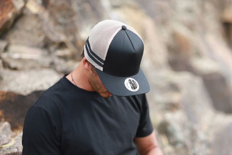 Picture of INIVI SEAMLESS SIDE AND BACK PANEL POLYCOTTON/MESH - SNAPBACK